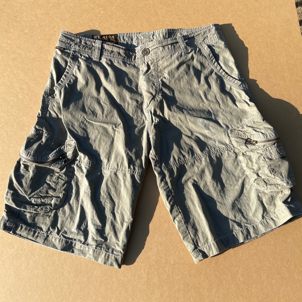 Kuhl Cargo Shorts Mens 34 Gray Hiking Camping Crag Series Cotton Nylon Blend